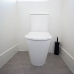 Water closet toilet